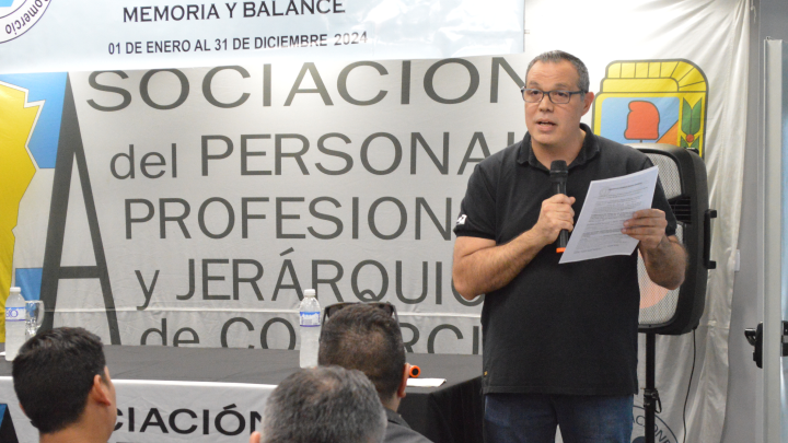 jerarquicos-comercio-asamblea-memoria-balance-2024-405x720-01