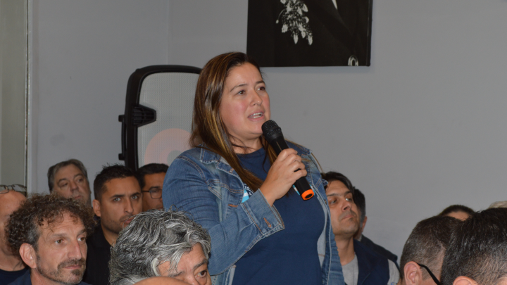 jerarquicos-comercio-asamblea-memoria-balance-2024-405x720-05