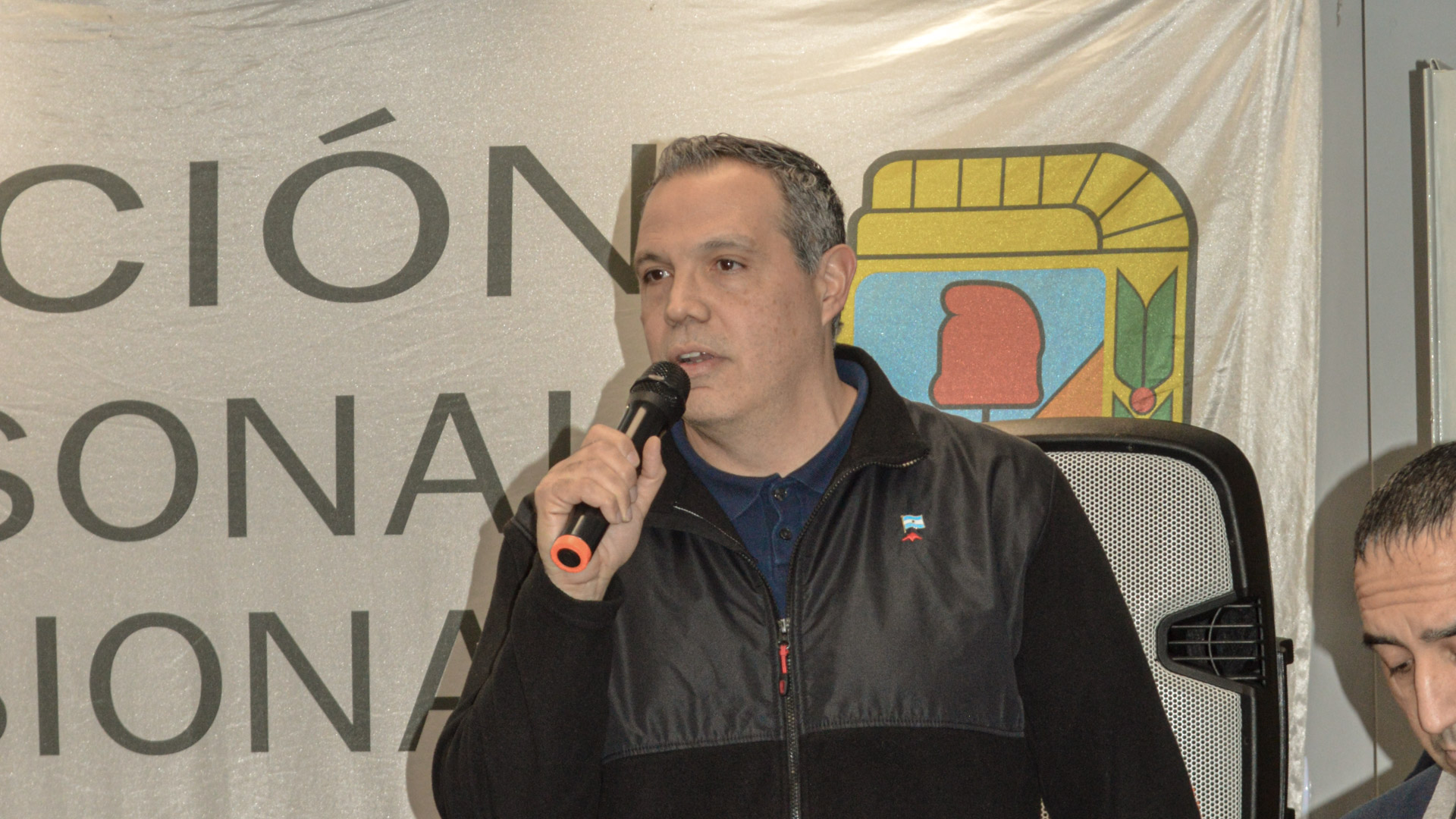 jerarquicos asamblea 16x9 001
