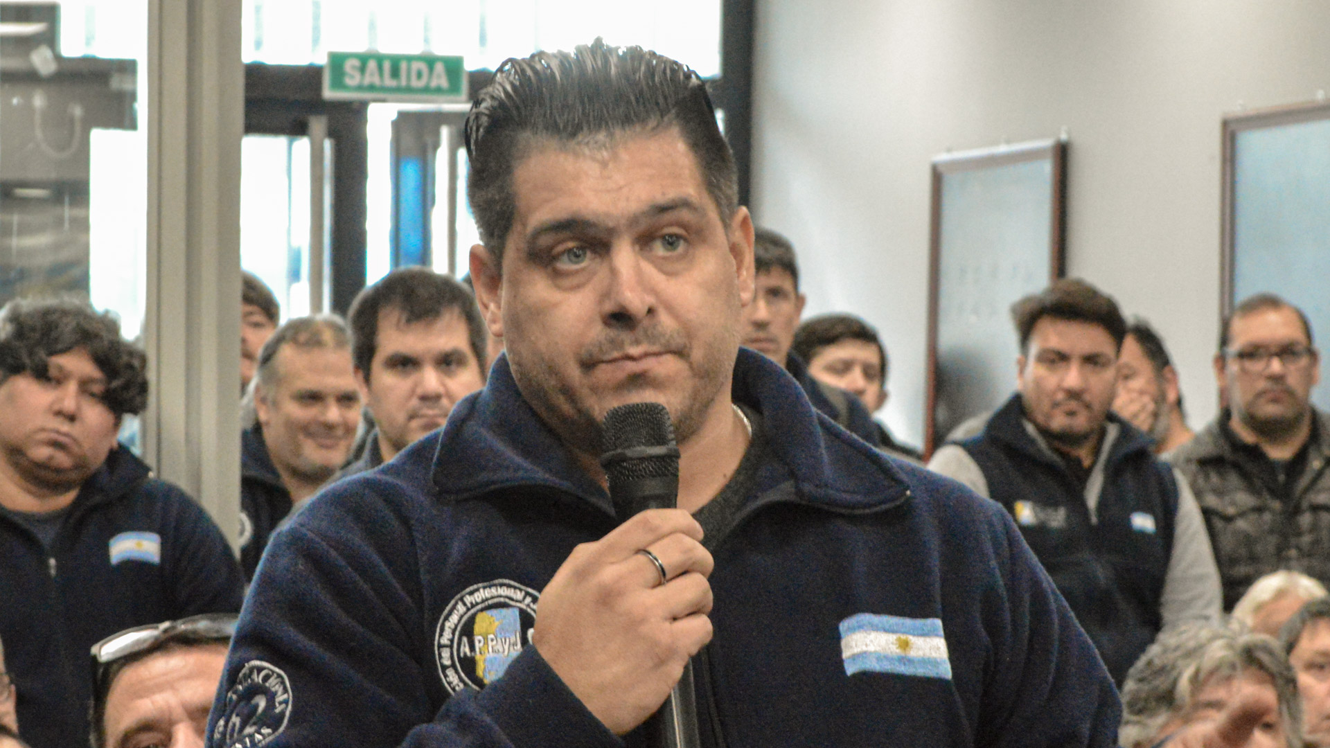 jerarquicos asamblea 16x9 006