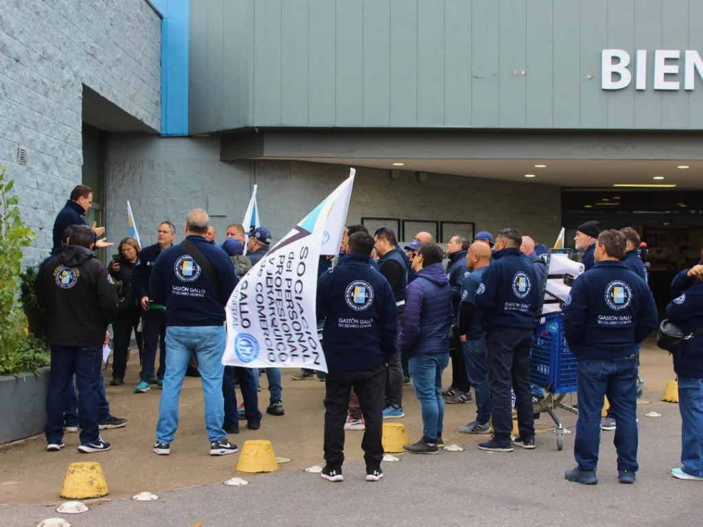 Conflicto gremial en Changomás (Dorinka) por incumplimientos y persecución gremial.