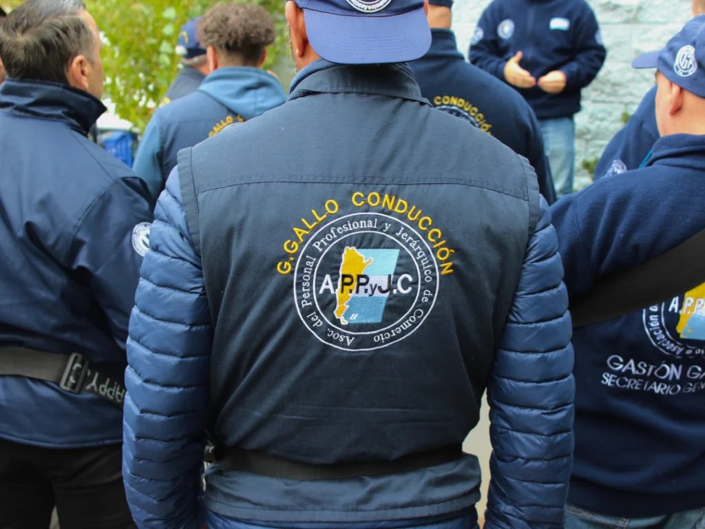 Conflicto gremial en Changomás (Dorinka) por incumplimientos y persecución gremial.